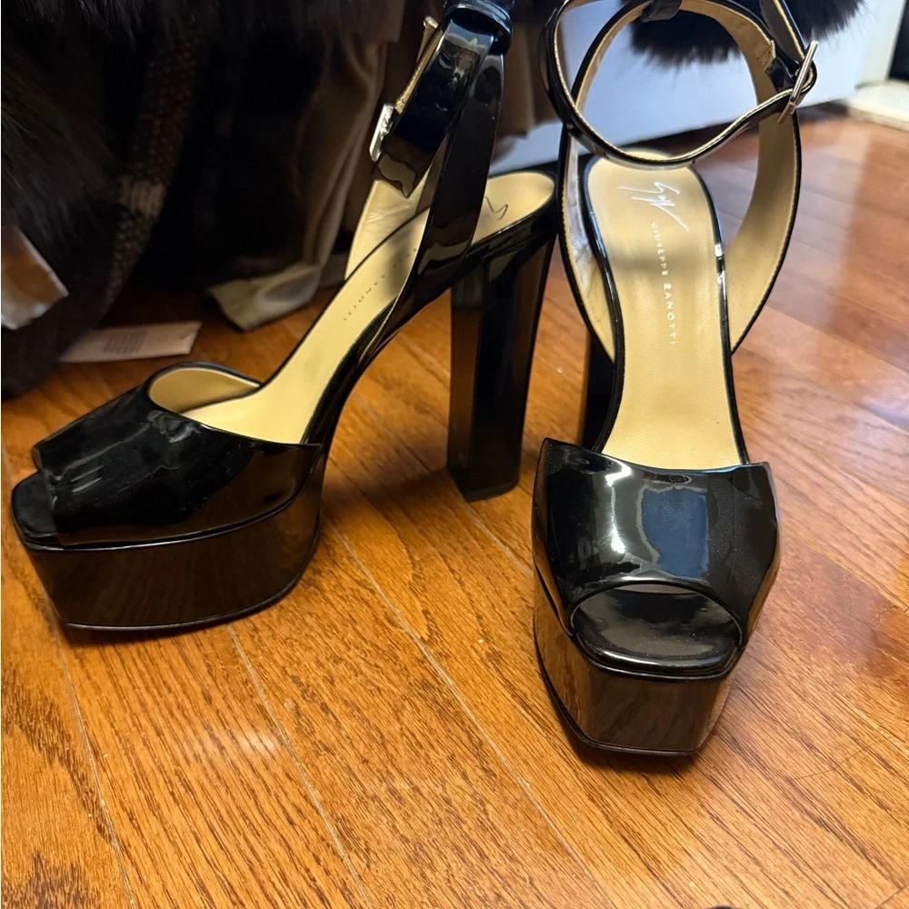 Giuseppe Zanotti Betty Black Platform Heels size 39 - Picture 3 of 6
